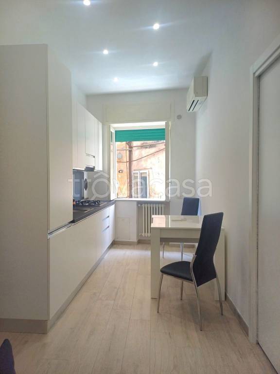 appartamento in affitto a Salerno in zona Centro Città