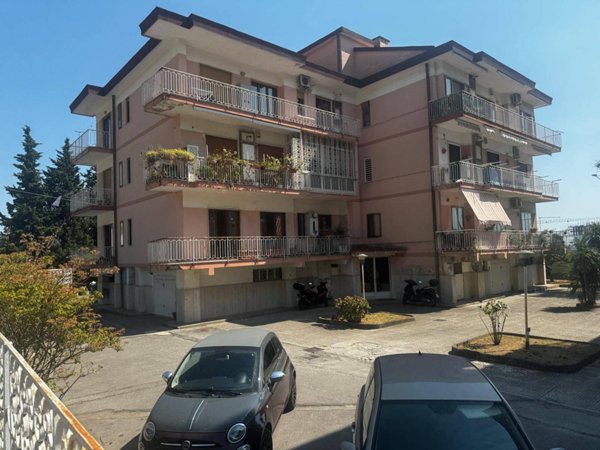 appartamento in affitto a Salerno in zona Torrione