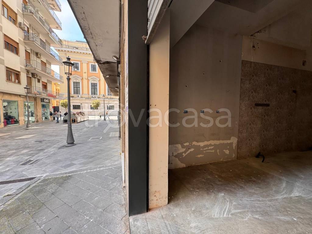 monolocale in affitto a Salerno in zona Centro Città