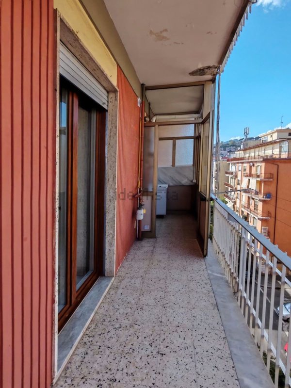 appartamento in affitto a Salerno in zona Torrione