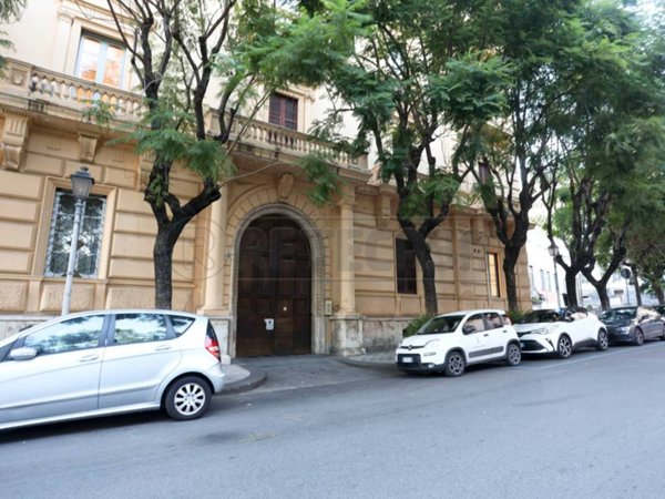 appartamento in affitto a Salerno in zona Centro Città
