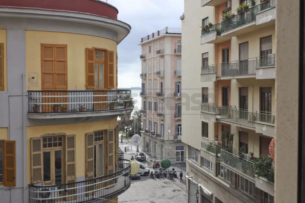 appartamento in affitto a Salerno in zona Centro Città
