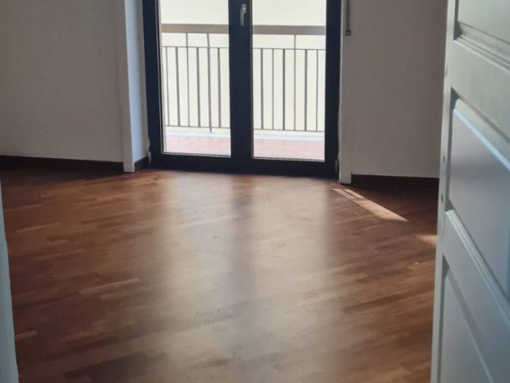ufficio in affitto a Salerno in zona Torrione