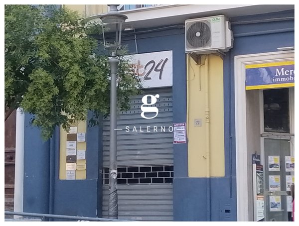 negozio in affitto a Salerno