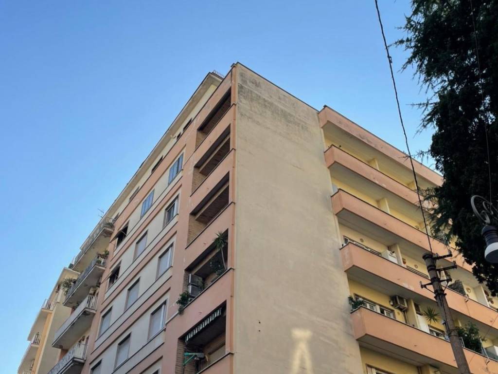 appartamento in affitto a Salerno in zona Centro Città