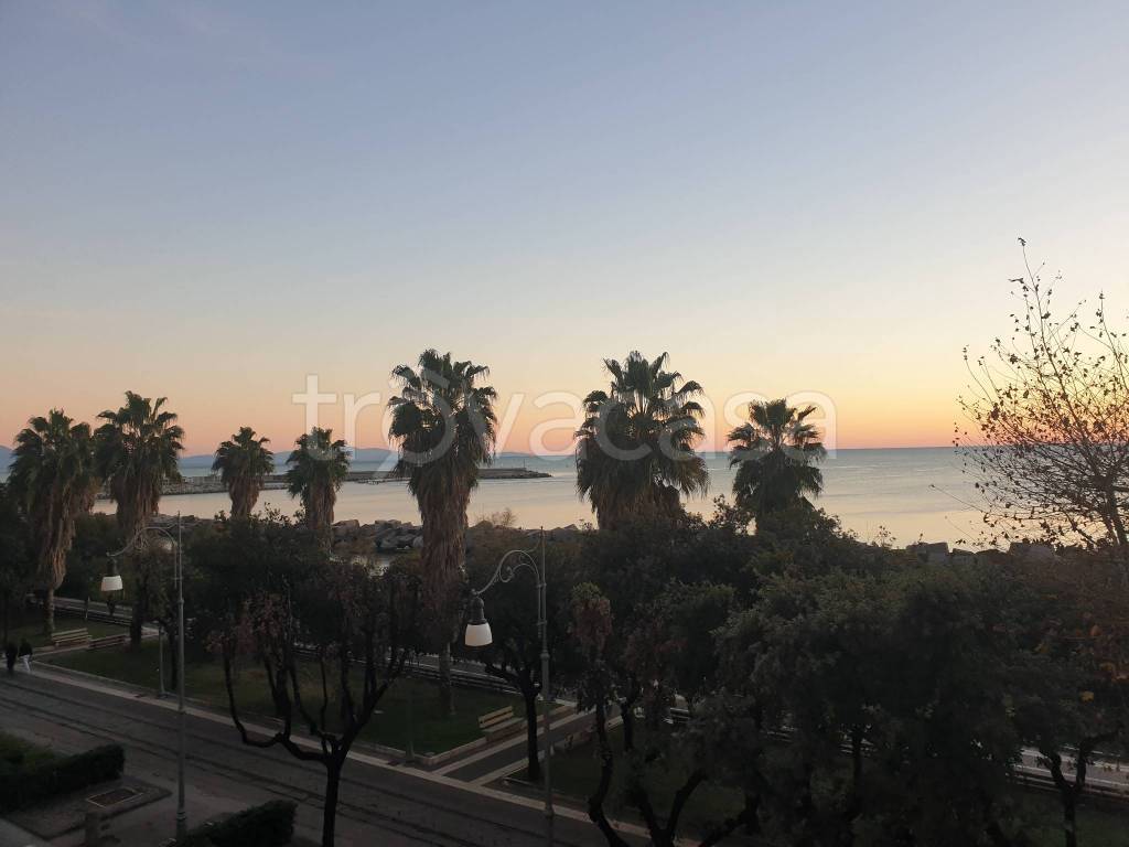 appartamento in affitto a Salerno in zona Centro Città