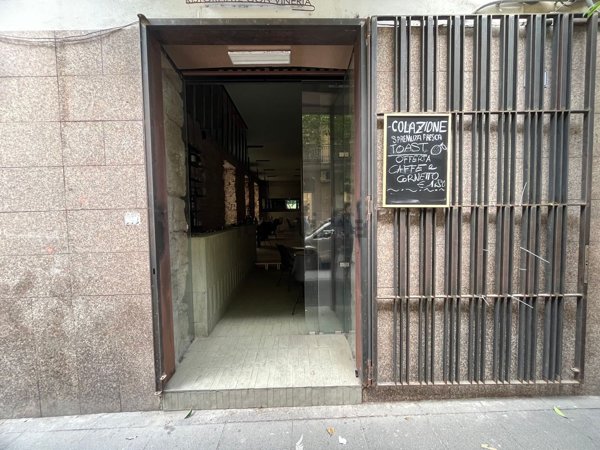 locale commerciale in affitto a Salerno