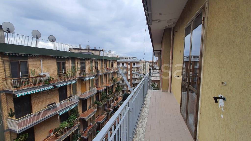 appartamento in affitto a Salerno in zona Mercatello