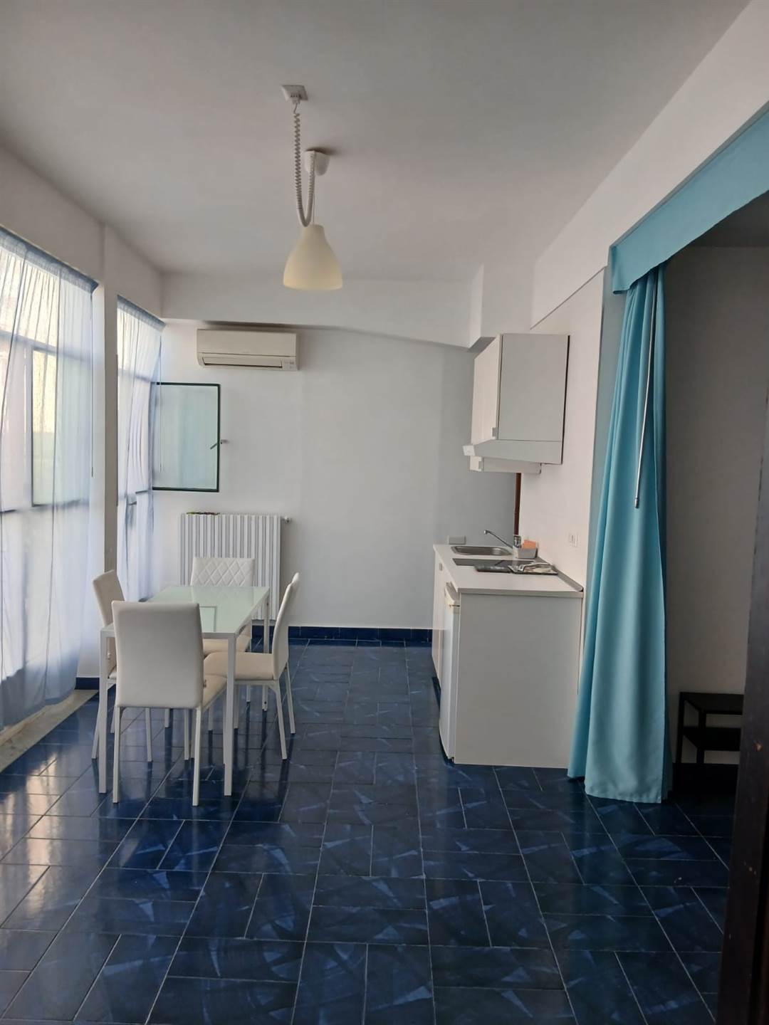appartamento in affitto a Salerno in zona Centro Città