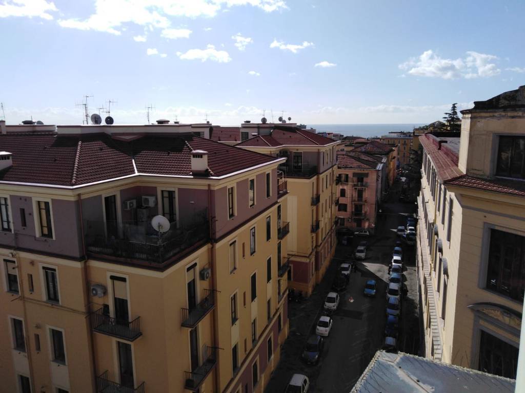 appartamento in affitto a Salerno in zona Centro Città