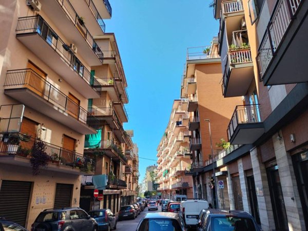 monolocale in affitto a Salerno in zona Centro Città