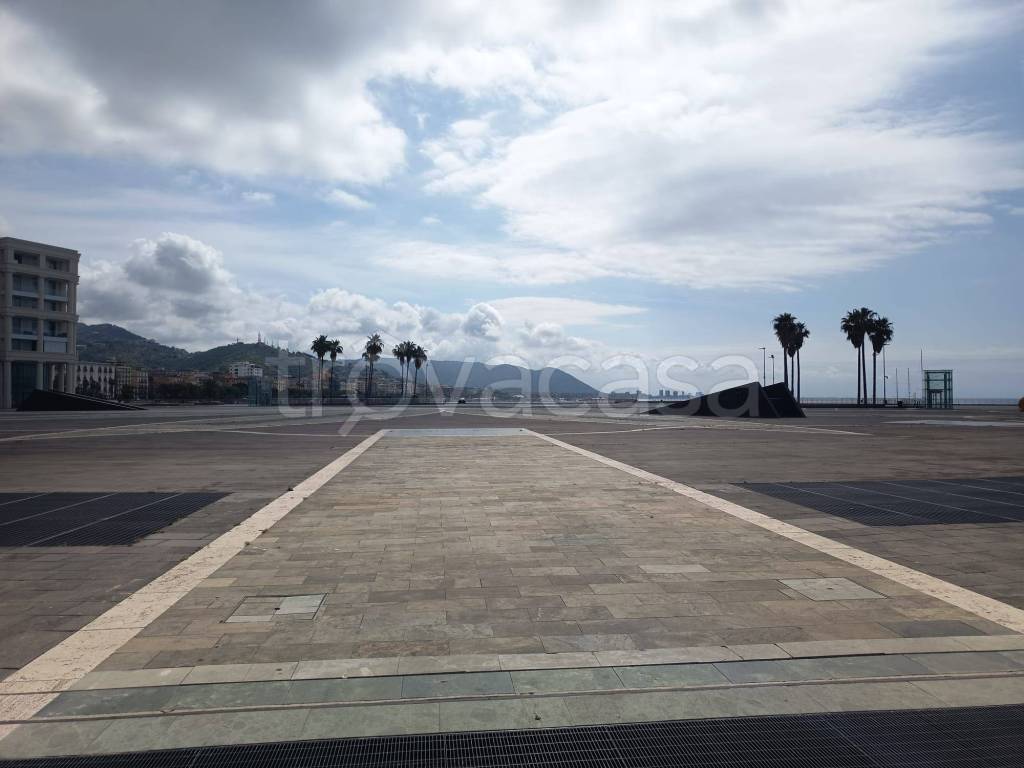 appartamento in affitto a Salerno in zona Centro Città