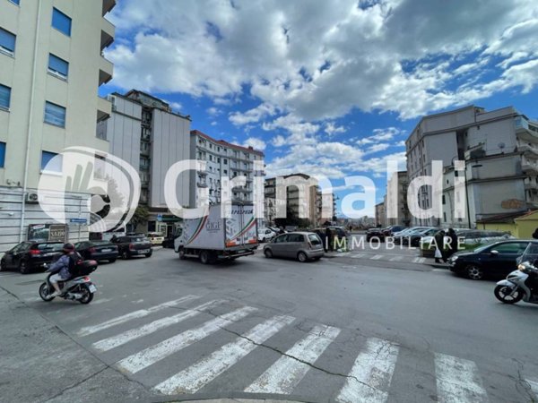negozio in affitto a Salerno in zona Ogliara