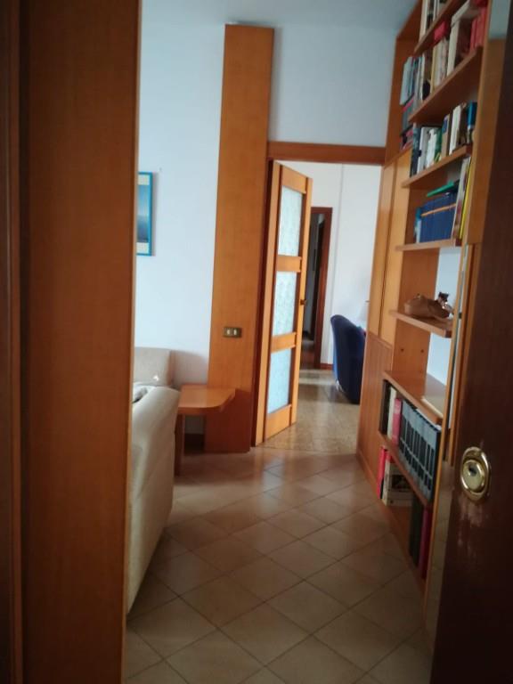 camera singola in affitto a Salerno in zona Pastena