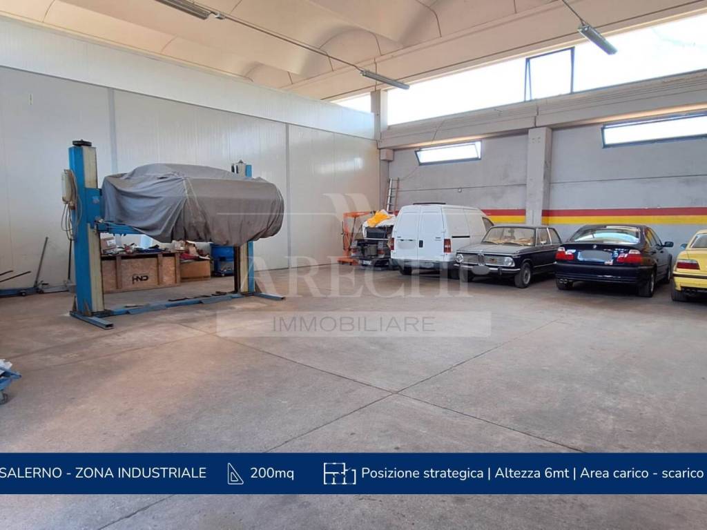 locale commerciale in affitto a Salerno in zona Zona Industriale