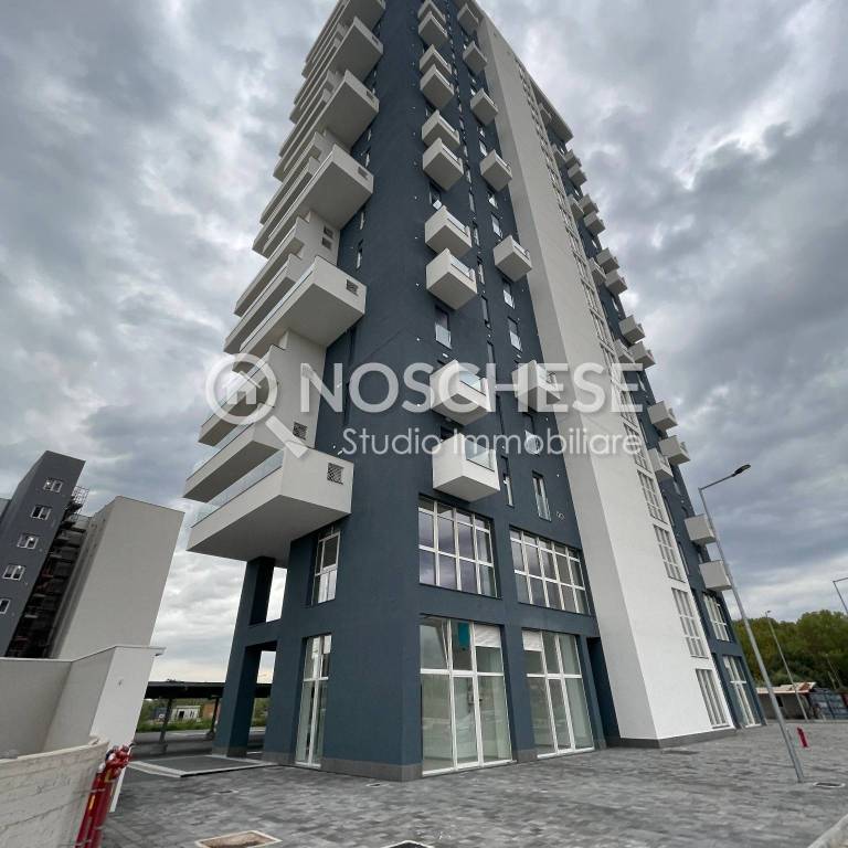 negozio in affitto a Salerno in zona Zona Industriale