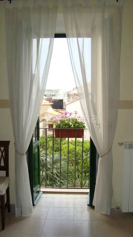 appartamento in affitto a Salerno in zona Centro Città