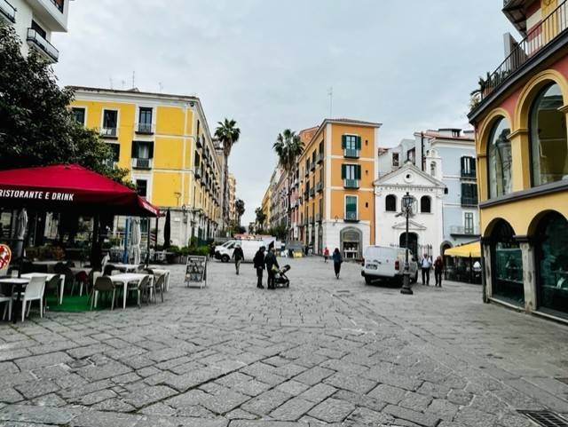 appartamento in affitto a Salerno in zona Centro Città