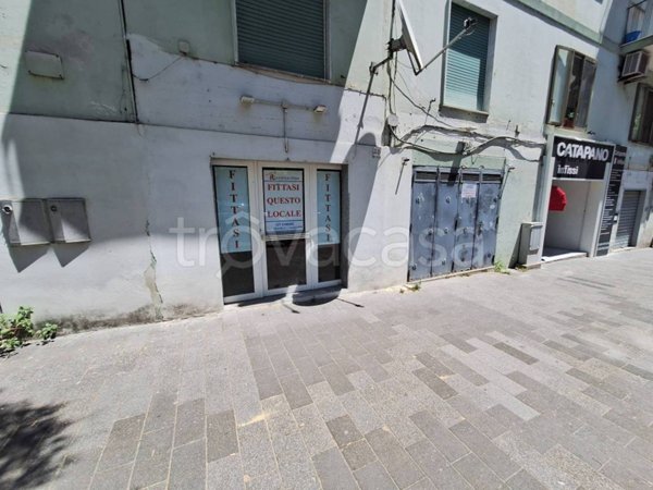 negozio in affitto a Salerno in zona Irno