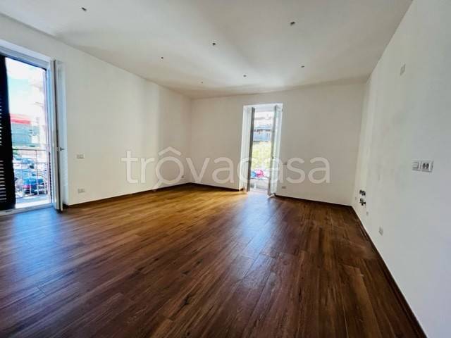 appartamento in affitto a Salerno in zona Pastena