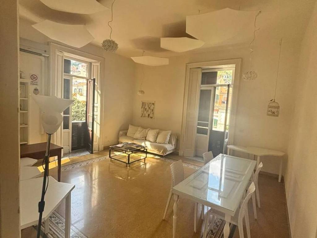 appartamento in affitto a Salerno in zona Centro Città