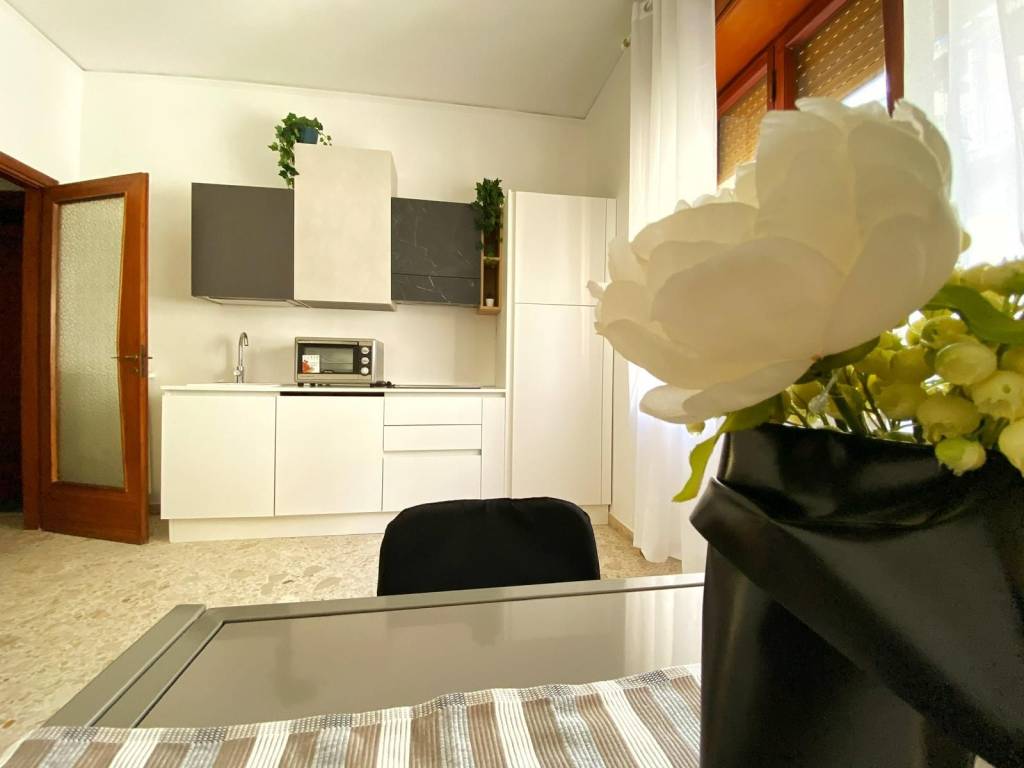 appartamento in affitto a Salerno in zona Centro Città