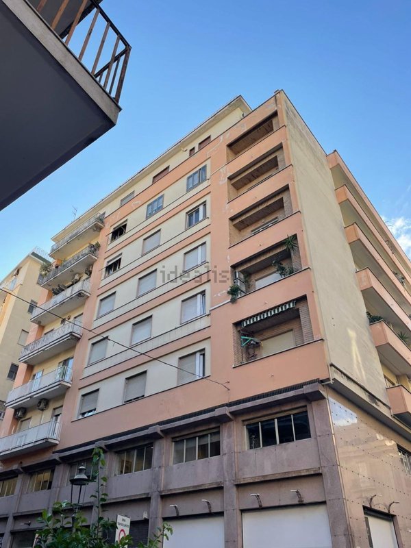 appartamento in affitto a Salerno in zona Centro Città