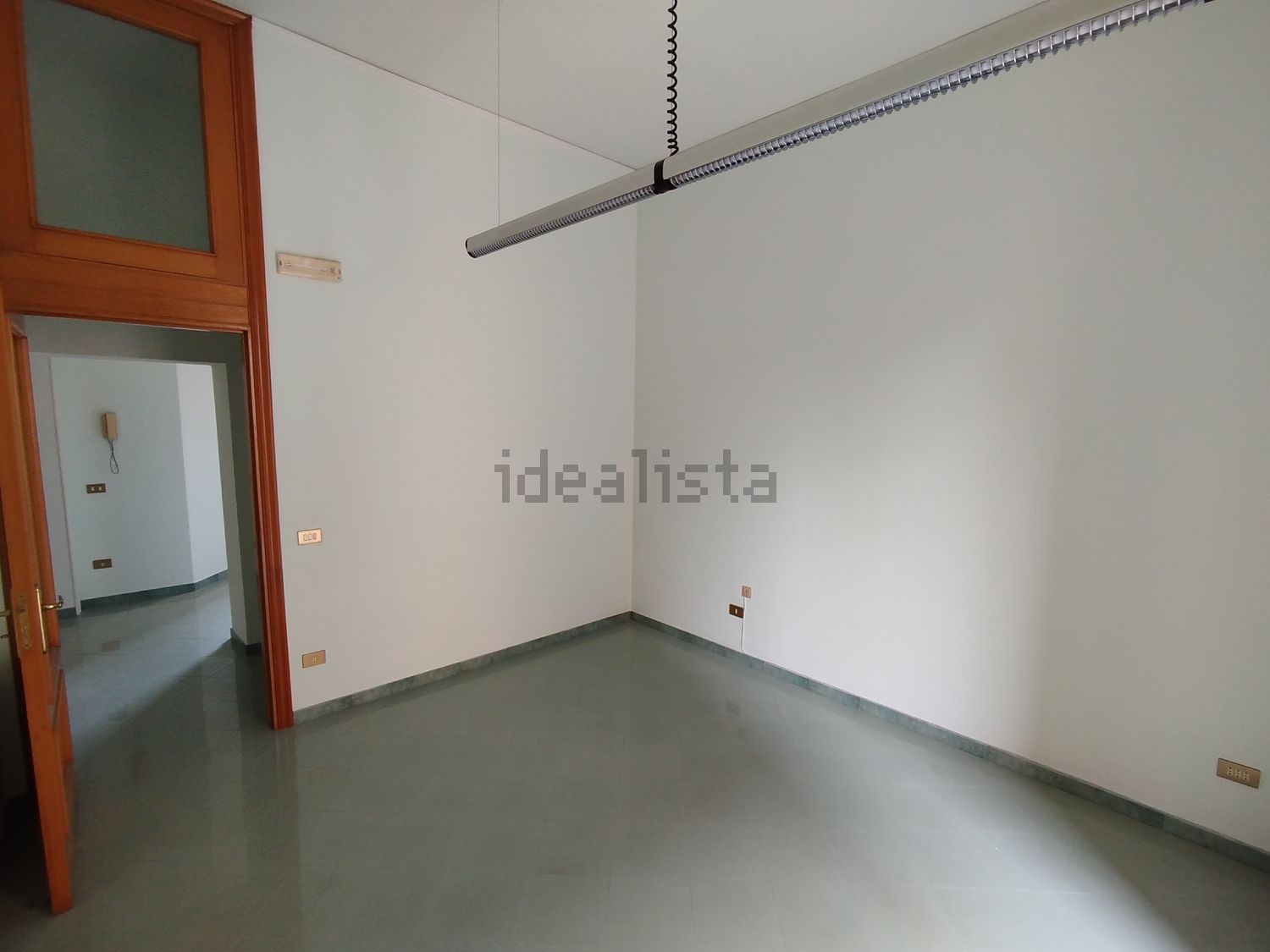 ufficio in affitto a Salerno in zona Centro Città