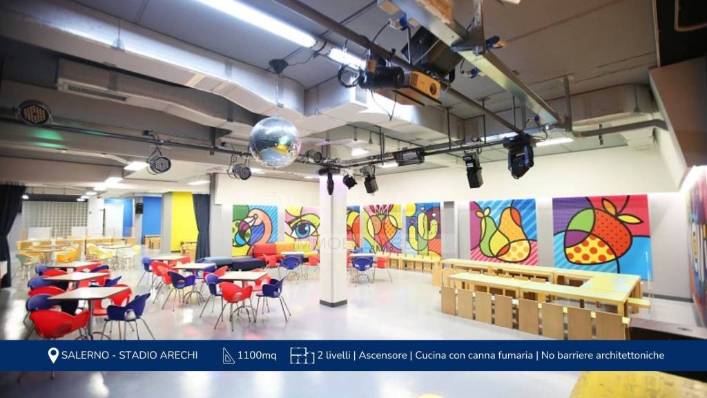 negozio in affitto a Salerno in zona Porto