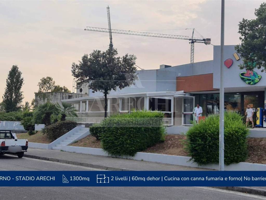 negozio in affitto a Salerno in zona San Leonardo