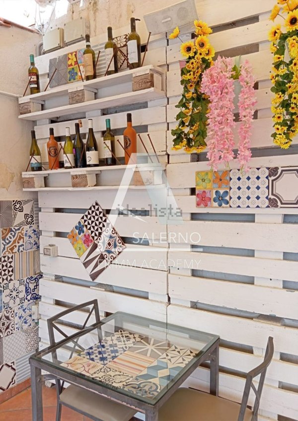 negozio in affitto a Salerno in zona Gelsi Rossi