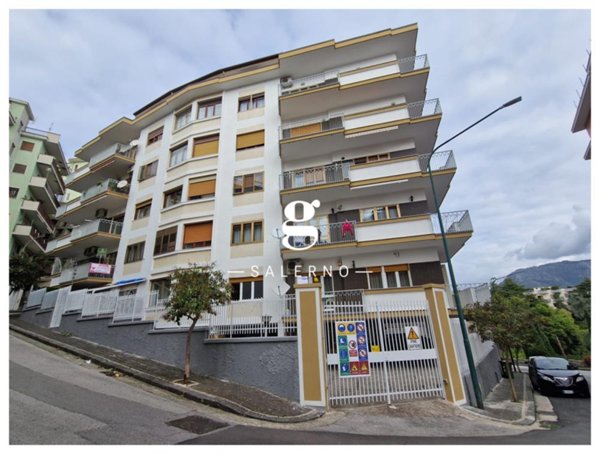 appartamento in affitto a Salerno