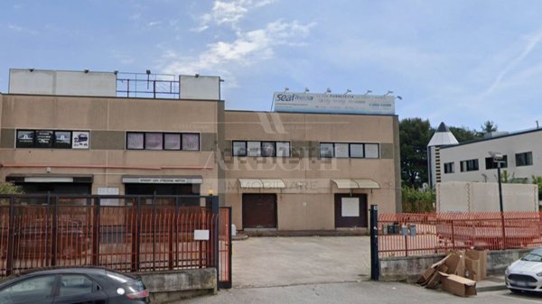 locale commerciale in affitto a Salerno in zona Zona Industriale