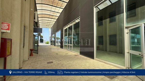 locale commerciale in affitto a Salerno in zona Zona Industriale