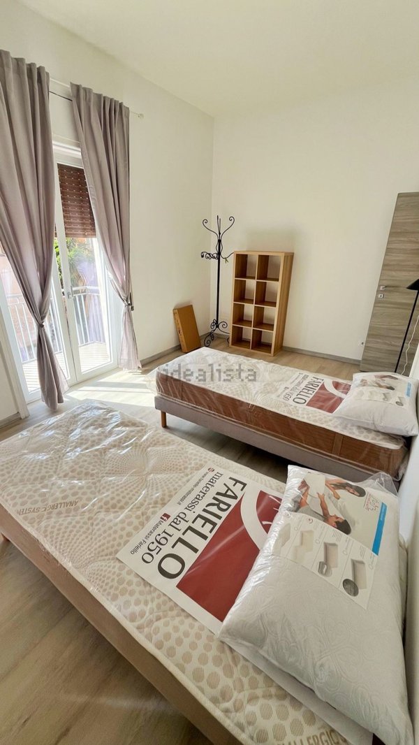 appartamento in affitto a Salerno in zona Porto