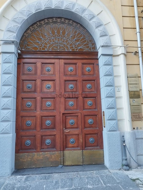 appartamento in affitto a Salerno in zona Centro Città