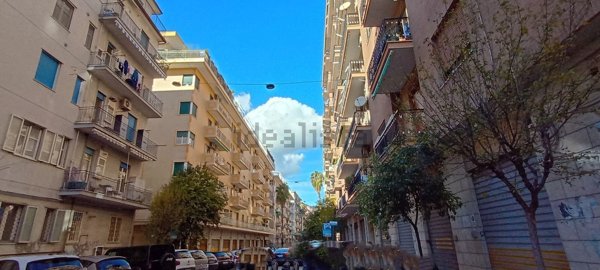 locale commerciale in affitto a Salerno in zona Gelsi Rossi