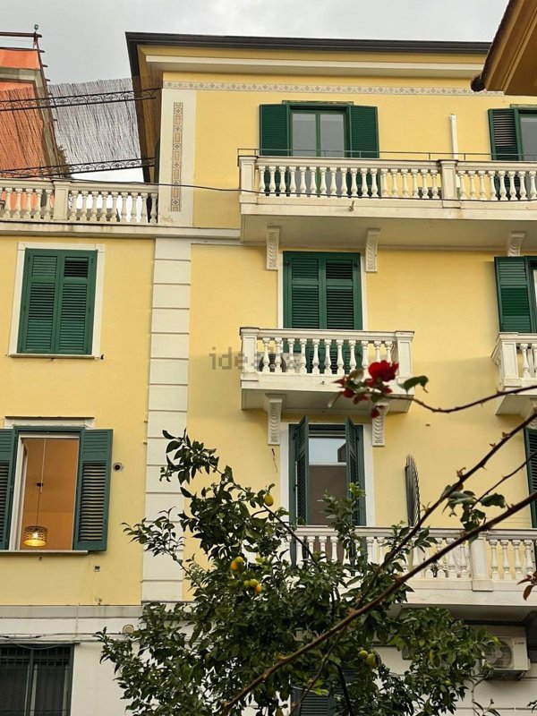 appartamento in affitto a Salerno in zona Centro Città