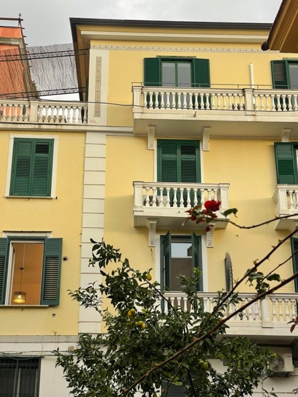 appartamento in affitto a Salerno in zona Centro Città