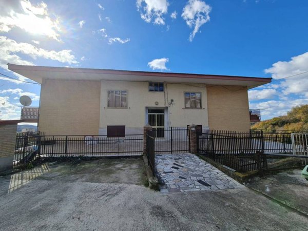 appartamento in affitto a Salerno in zona Giovi Altimare