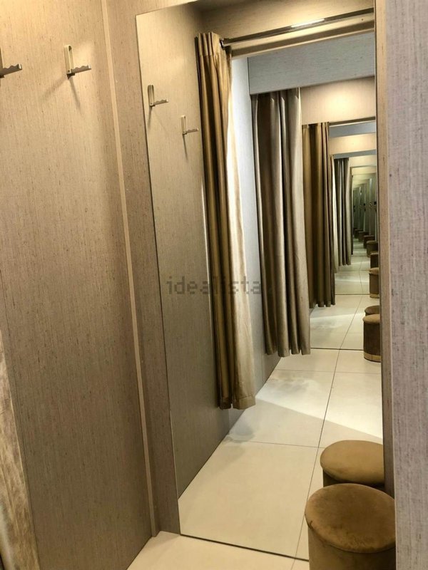 negozio in affitto a Salerno