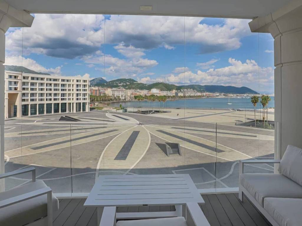 appartamento in affitto a Salerno in zona Centro Città