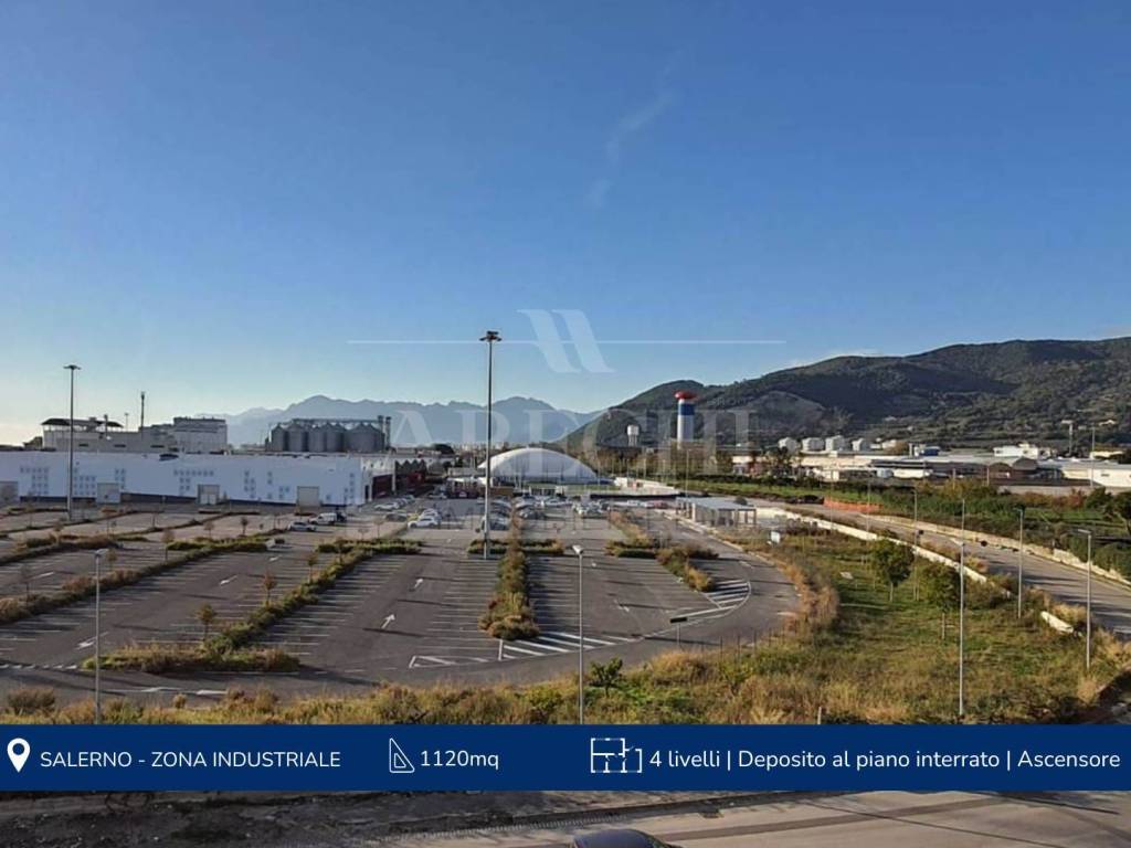 intera palazzina in affitto a Salerno in zona Zona Industriale
