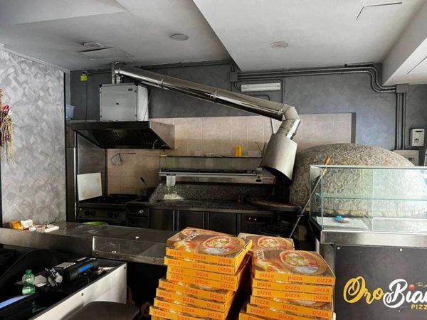 negozio in affitto a Salerno in zona Gelsi Rossi