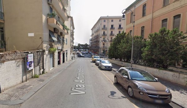 locale commerciale in affitto a Salerno in zona Centro Città