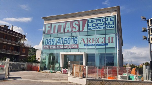 ufficio in affitto a Salerno in zona Zona Industriale