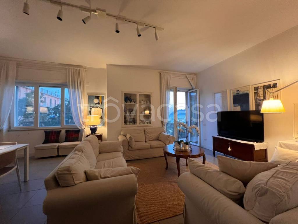 appartamento in affitto a Salerno in zona Torrione