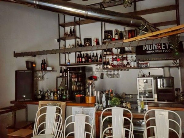 negozio in affitto a Salerno in zona Centro Città