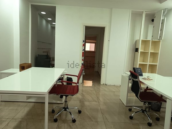 ufficio in affitto a Salerno in zona Centro Città