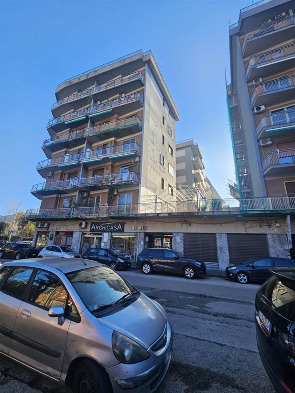 appartamento in affitto a Salerno in zona Mercatello